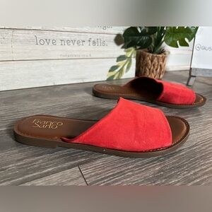 Franco Sarto Julia Vibrant Red Orange Slide Sandals. Size 7.5